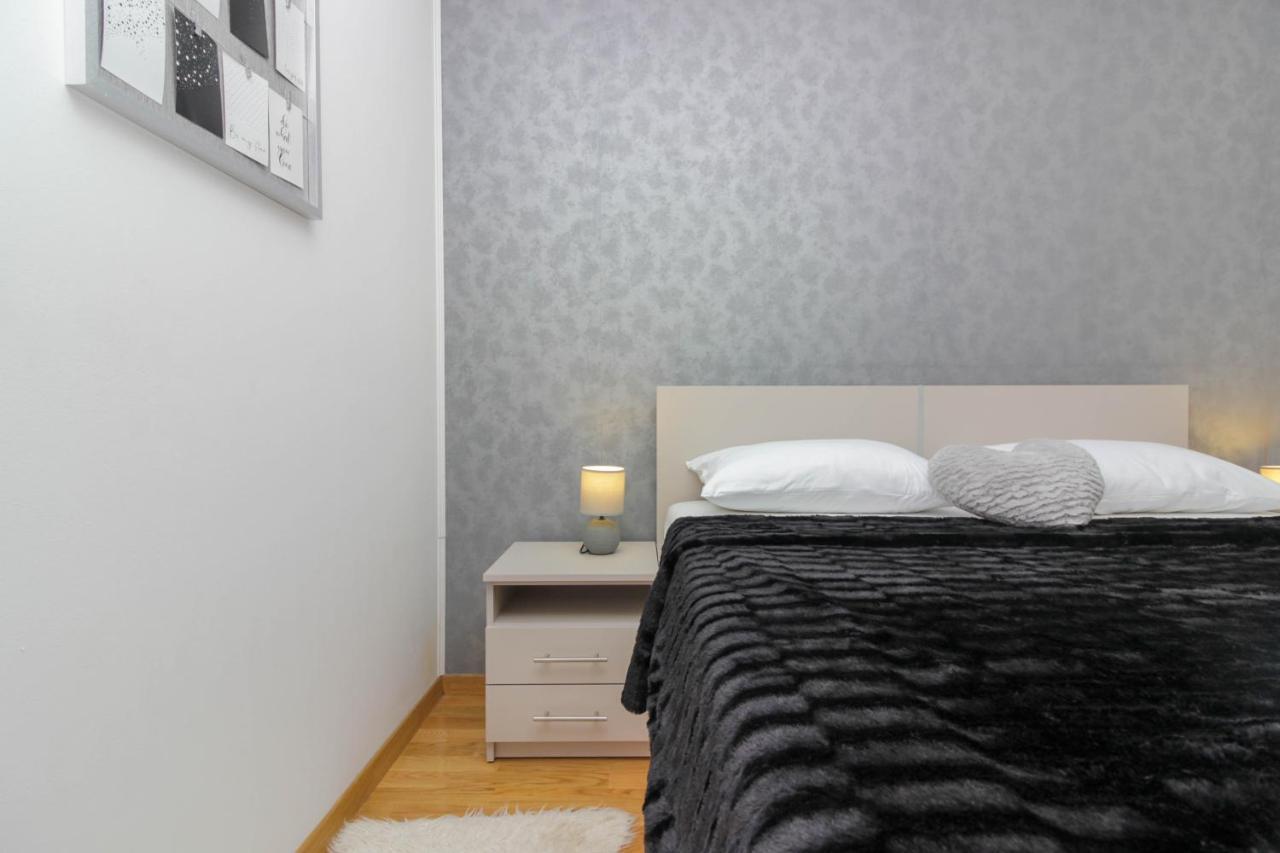 Appartamento Apartman Tara Zara Esterno foto