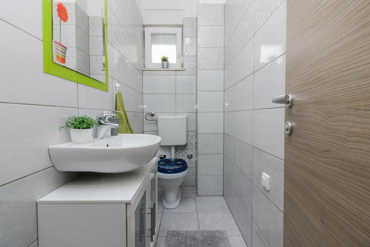 Appartamento Apartman Tara Zara Esterno foto