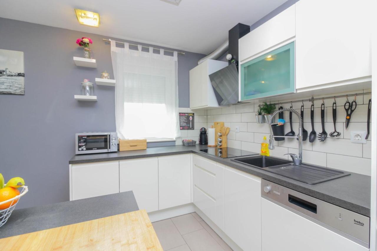 Appartamento Apartman Tara Zara Esterno foto